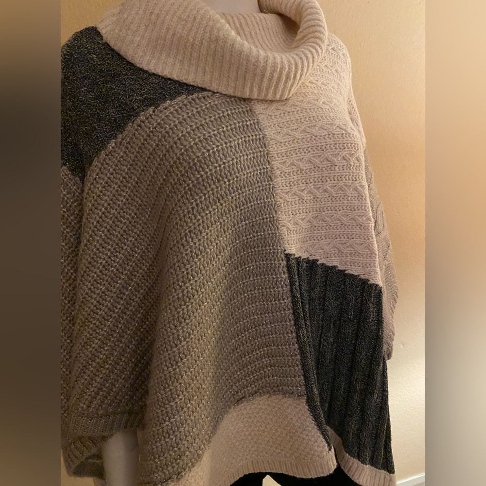 White House Black Market Poncho Sweater Size S or OS